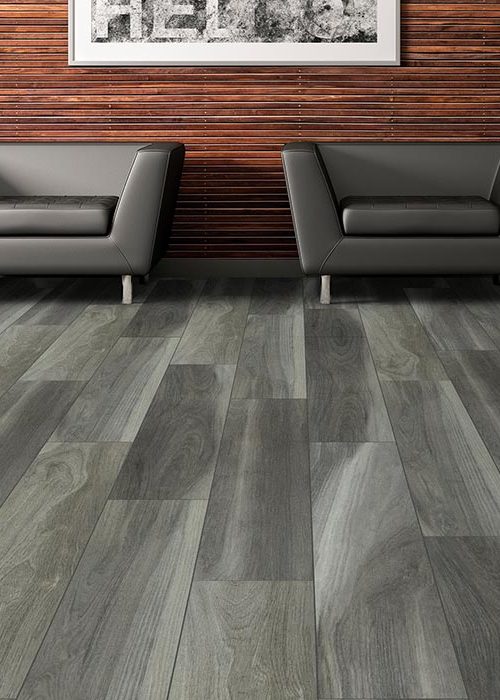 Wood-look rigid core LVT flooring