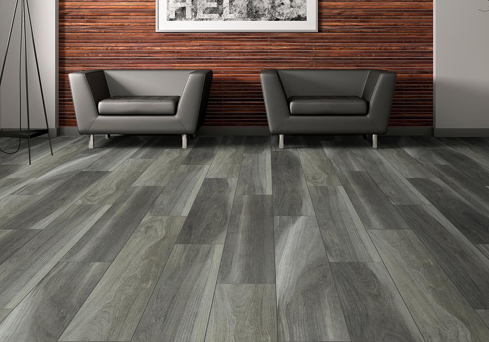 Wood-look rigid core LVT flooring